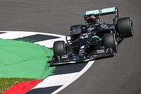 Hamilton sobre treinos: &ldquo;N&atilde;o foi um desastre, mas foi um dia dif&iacute;cil&rdquo;