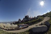 Kraksa Latvali, problemy Neuville'a