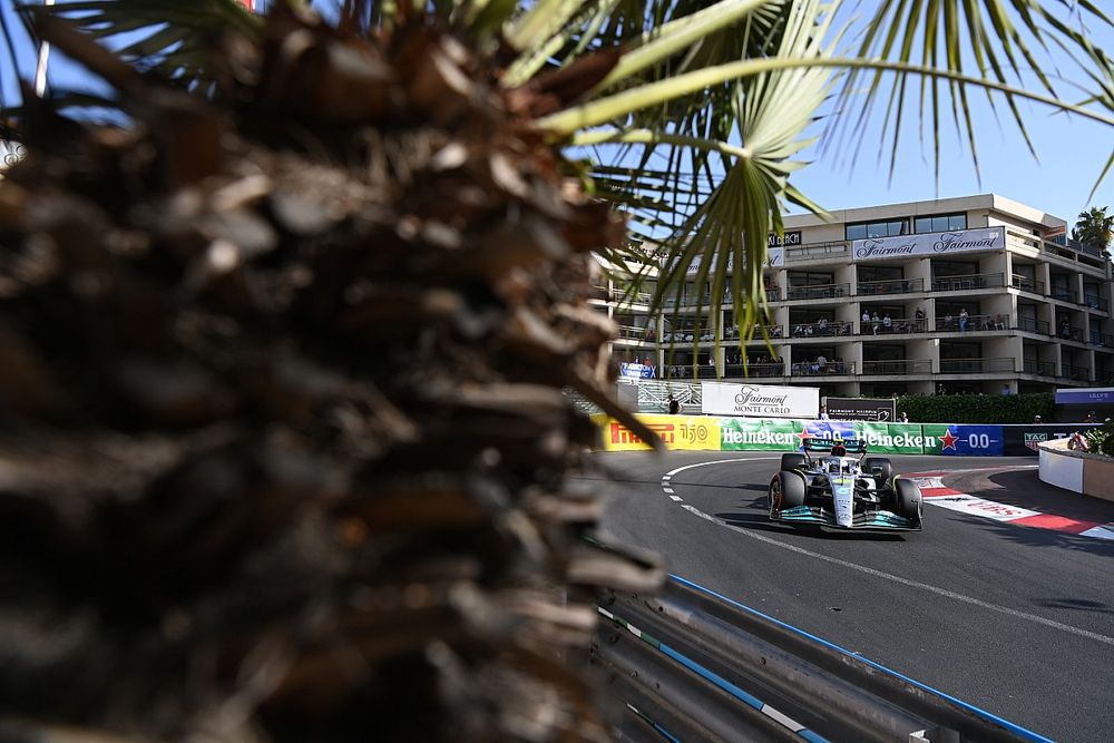 Lewis Hamilton, Mercedes W13