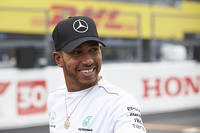 Hamilton propone un nuevo formato para los fines de semana de F1