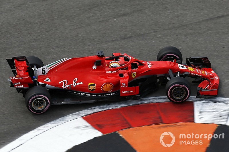 EL1 - Vettel donne le ton, Mercedes cache son jeu