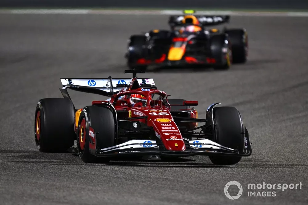 Charles Leclerc, Ferrari, Liam Lawson, Red Bull Racing