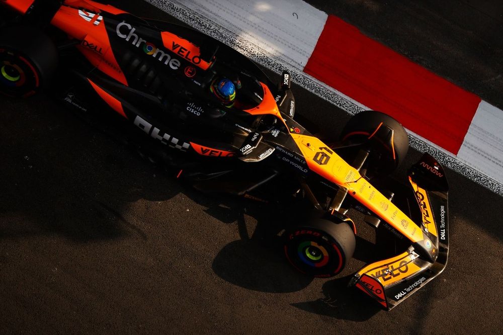 Oscar Piastri, McLaren MCL38 