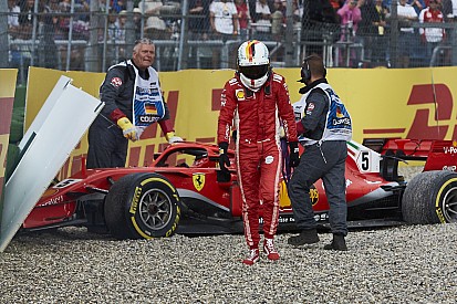 Brundle en Hill concluderen: Vettel heeft wereldtitel zelf laten liggen