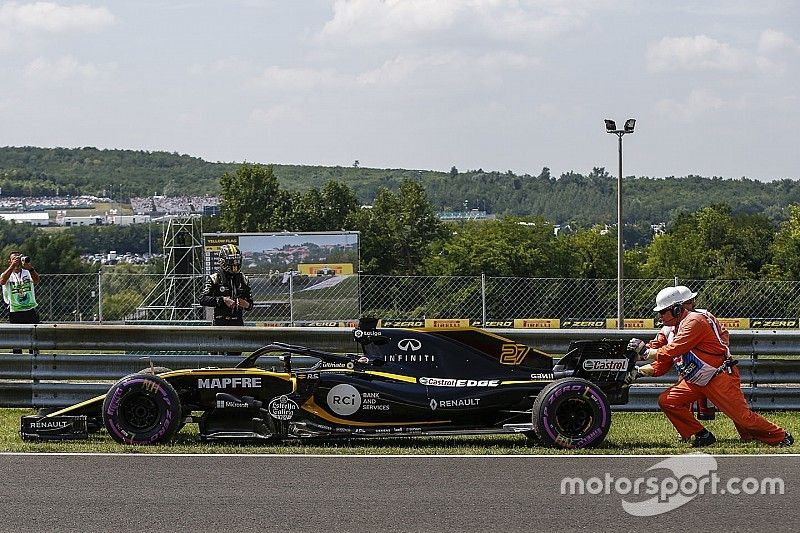 Nico Hulkenberg, Renault Sport F1 Team R.S. 18 detenido en la pista