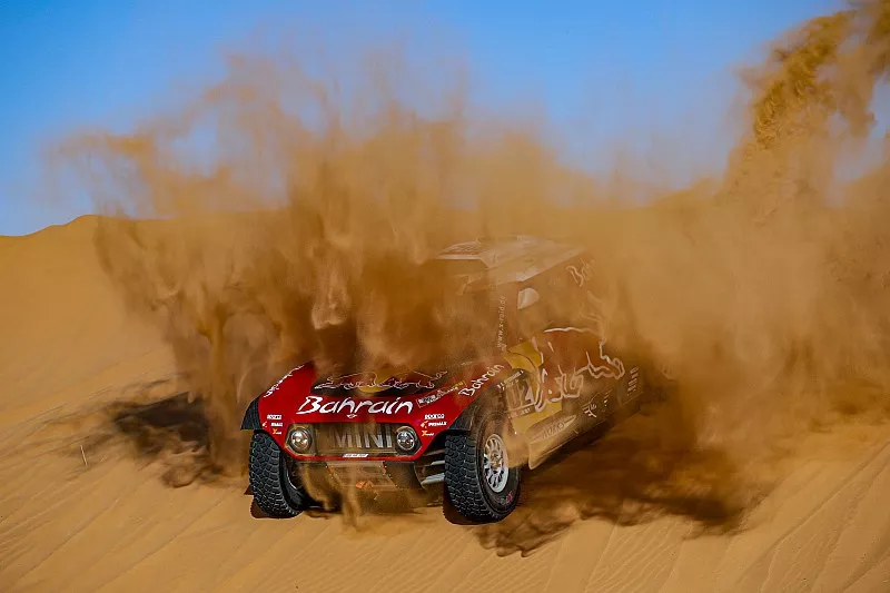 #302 JCW X-Raid Team: Stephane Peterhansel, Paulo Fiuza