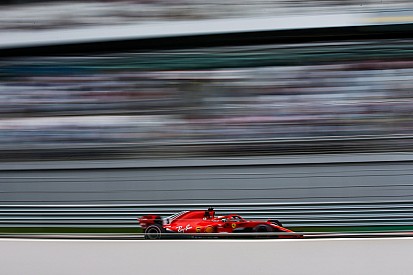 Vettel nyerte az FP1-et Szocsiban Verstappen előtt: Hamilton lágy (!) gumikon a harmadik