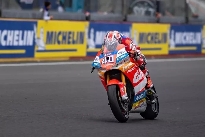 Mattia Casadei em Le Mans