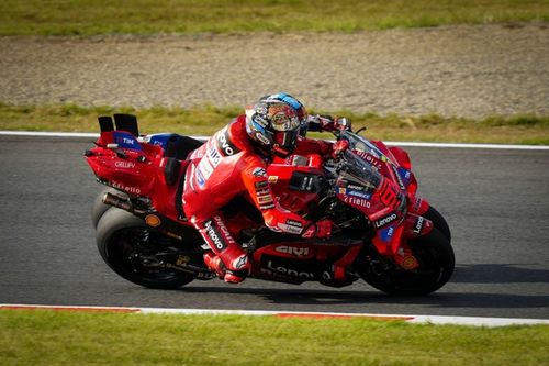 MotoGP Japón: Márquez marca el mejor tiempo del warm up de Motegi