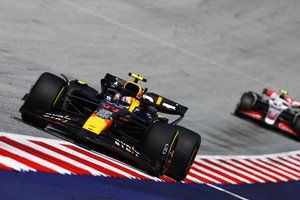 &iquest;C&oacute;mo se compara P&eacute;rez con los de otros compa&ntilde;eros de Verstappen en F1?