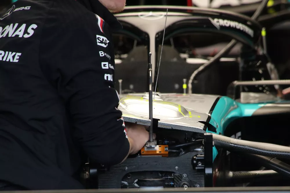 Mercedes W15 