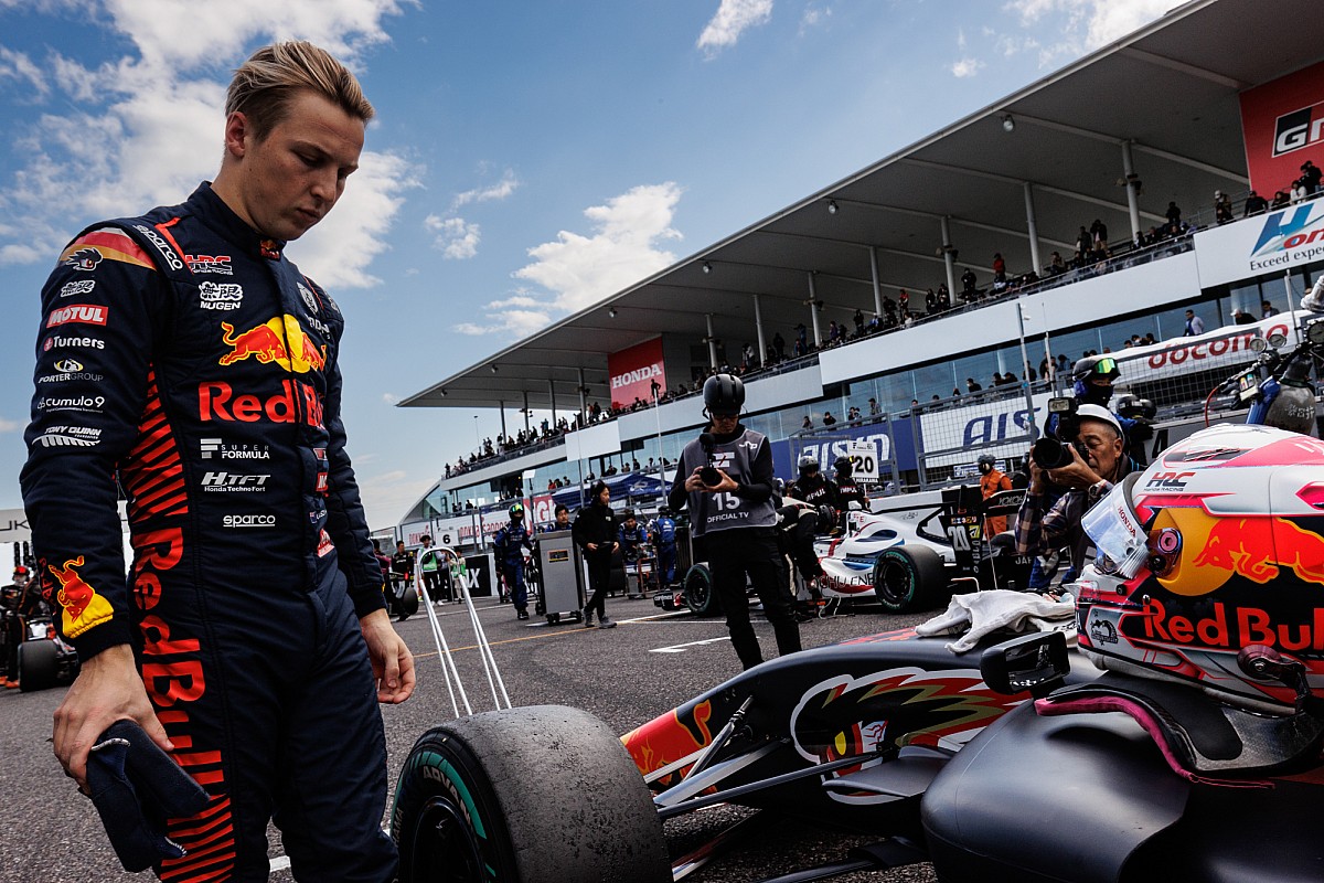 MUGEN Super Formula 2023 ローソンサイン入り 公式フェラーリF1&