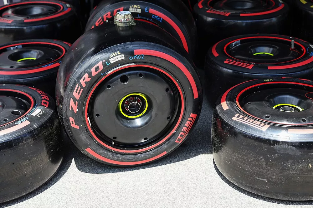 Pirelli tyres