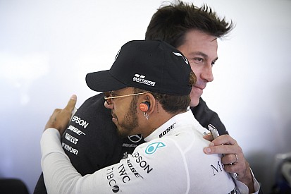 Wolff: "L'esito del Mondiale 2016 ha rafforzato la fiducia tra Hamilton e Mercedes"