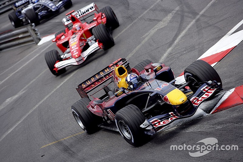 La F1 necesita una guerra de fabricantes de neumáticos, dice Hakkinen