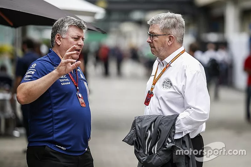 Otmar Szafnauer, Sahara Force India Formula One Team Chief Operating Officer en Ross Brawn, Formula 
