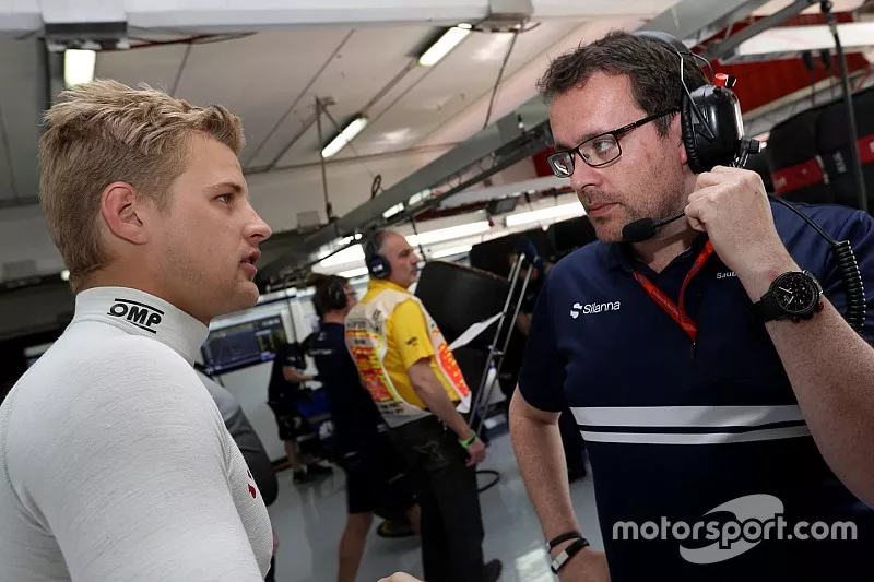 Marcus Ericsson, Sauber, Julien Simon-Chautemps