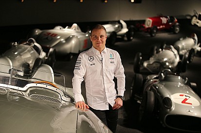 Bottas prêt pour une bagarre "dure mais loyale" avec Hamilton