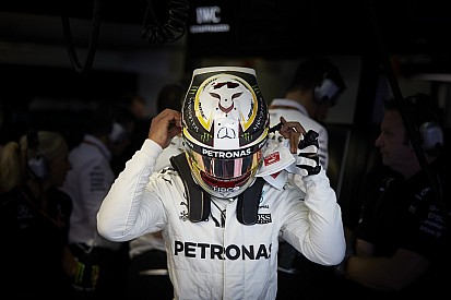 Frustrado com 5º lugar, Hamilton diz: “Será uma luta longa”