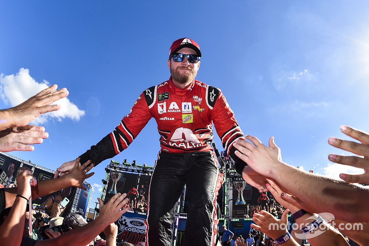 Dale Jr. correrá etapa de Darlington pela Xfinity Series