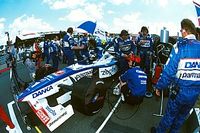 GP Hungr&iacute;a 1997: el campe&oacute;n desterrado se qued&oacute; a una vuelta de ganar