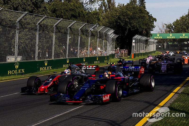 Sainz : Williams et Haas étaient plus rapides à Melbourne