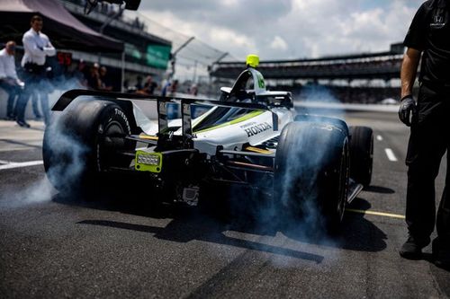 Indy 500: Siegel eliminado de la parrilla tras choque