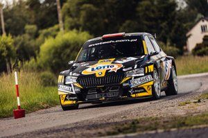 Gabryś liderem, Matulka dachował