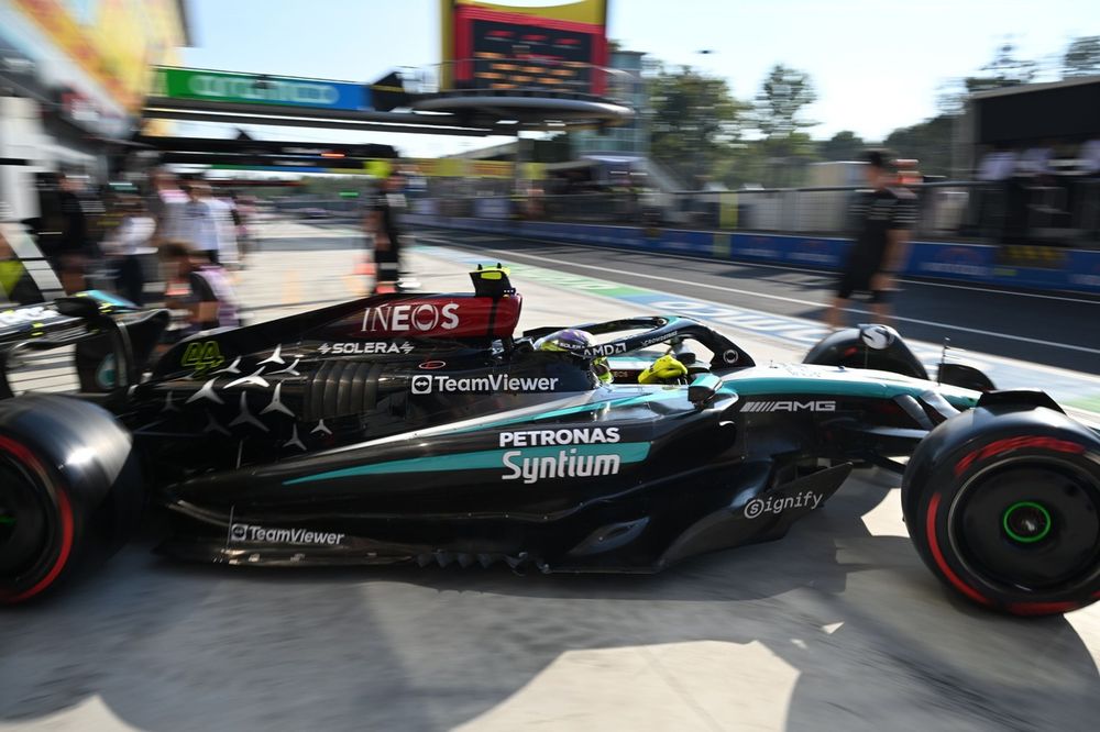 Lewis Hamilton, Mercedes F1 W15