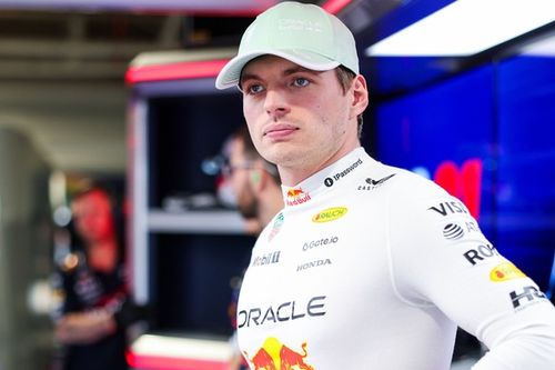Verstappen quiere seguir en Red Bull&hellip; "a no ser que pasen cosas raras"