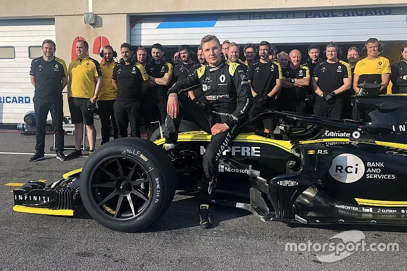 Sergey Sirotkin, Renault F1 Team con neum&aacute;ticos de 18 pulgadas
