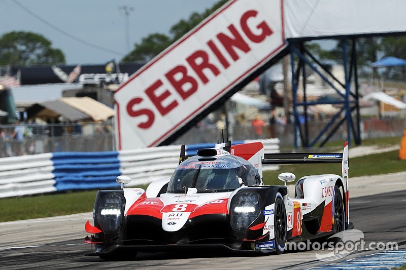 Toyota muestra el ritmo en Sebring