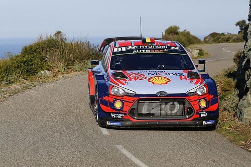 Neuville aprovecha un pinchazo de Tanak para ponerse l&iacute;der en C&oacute;rcega