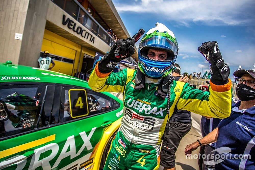 Júlio Campos faz pole no Velocitta