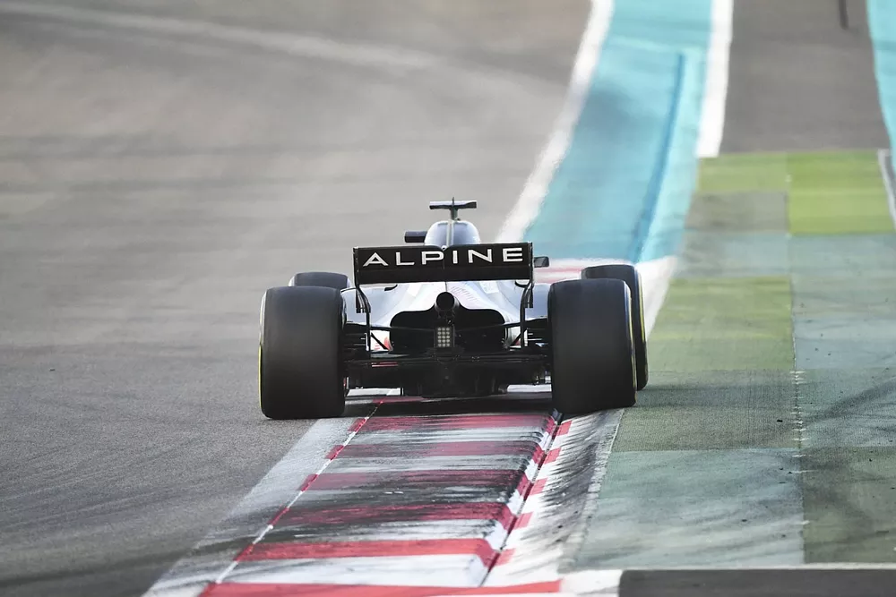 Fernando Alonso, Alpine/Renault RS18 muleto