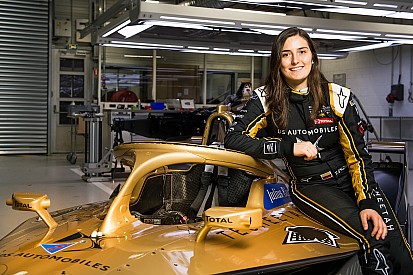 7 femmes au volant pour les essais FE en Arabie saoudite