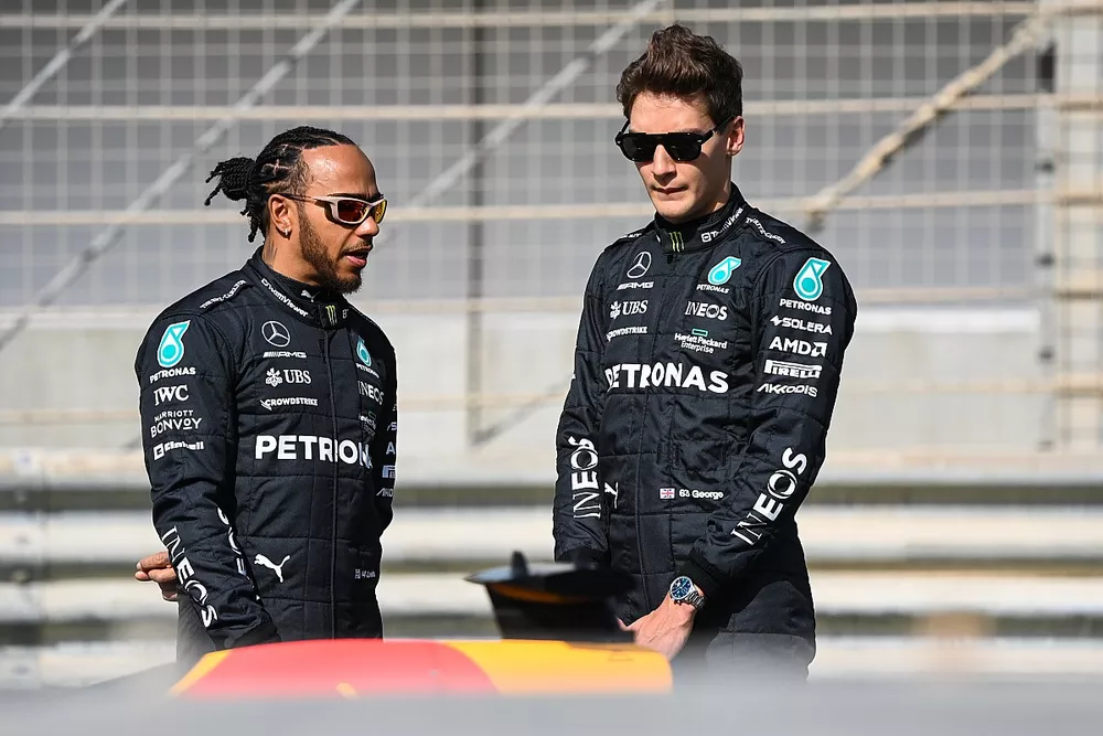 Lewis Hamilton, Mercedes-AMG, e George Russell, Mercedes-AMG