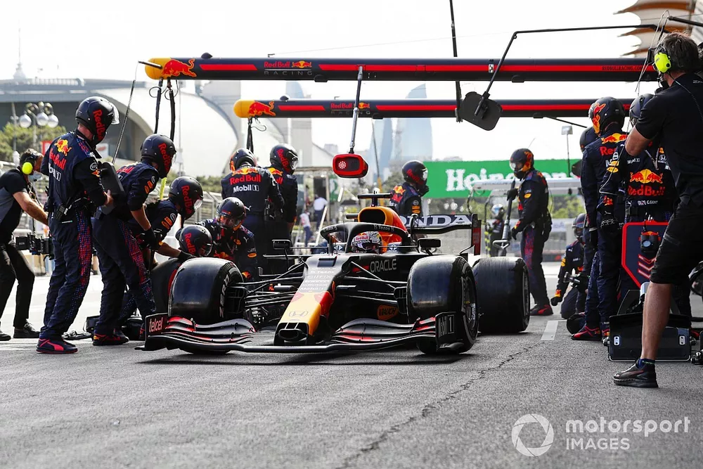 Max Verstappen, Red Bull Racing RB16B