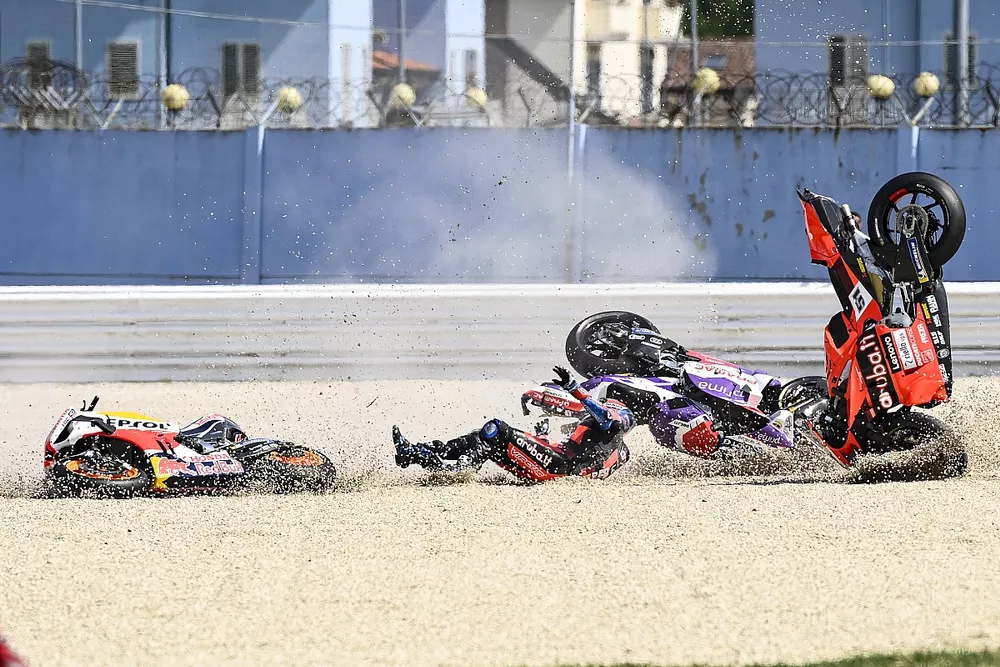 Michele Pirro, Ducati Team crash