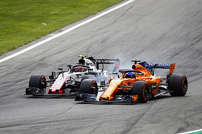 Alonso: "Hay diferentes categorías de pilotos y luego están los de Haas"