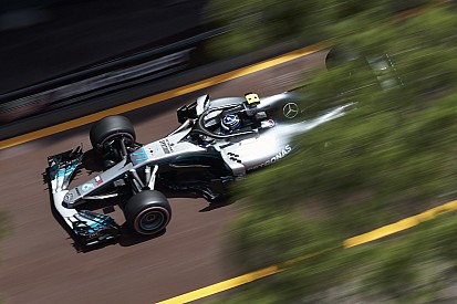 Bottas aggódik, hiszen a Mercedes gyenge a hiperlágyakon