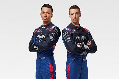 Toro Rosso presenta la STR14 lunedì 11 alle 14:30. Intanto svela le tute di Kvyat e Albon