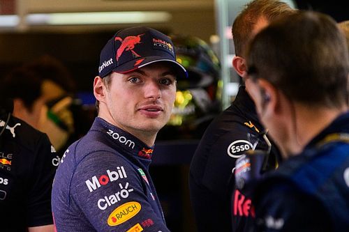 Waarom Max Verstappen het liefste zelf in simulator Red Bull kruipt