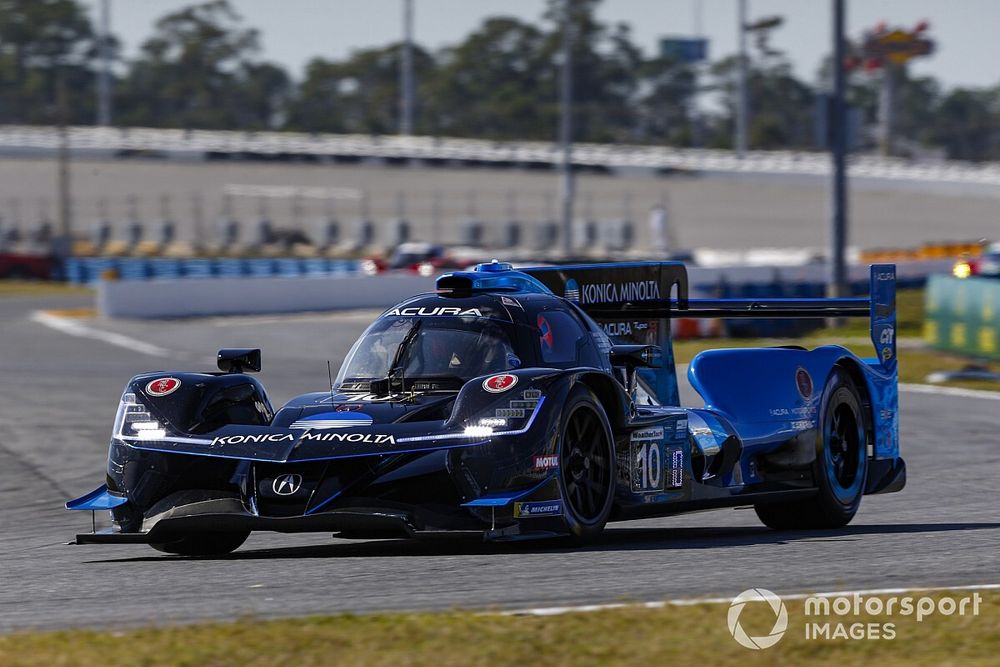 #10 Wayne Taylor Racing Acura ARX-05 Acura DPi: Helio Castroneves, Alexander Rossi, Filipe Albuquerque, Ricky Taylor 