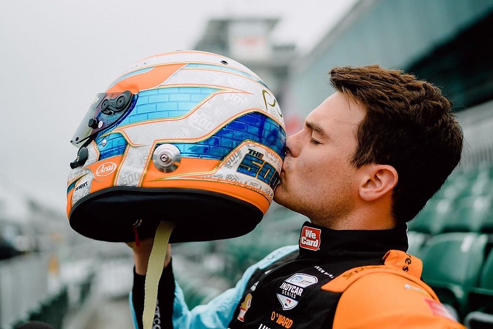 Casco especial de Patricio O'Ward, Arrow McLaren SP Chevrolet para Indy 500