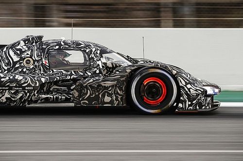 Porsche walczy z czasem