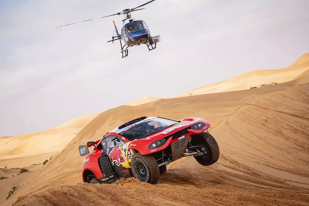 #211 Bahrain Raid Xtreme Prodrive: Sebastien Loeb, Fabian Lurquin