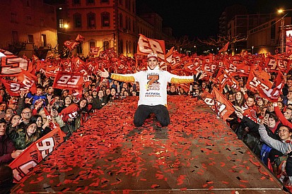 Fotogallery: Marc Marquez festeggia il settimo Mondiale nella sua Cervera