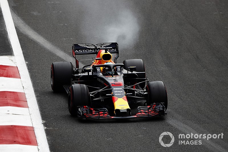 Horner espera que Ricciardo pueda escapar del
