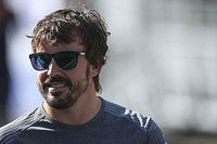 Alonso: “F1 é prioridade, mas também quero a tríplice coroa”